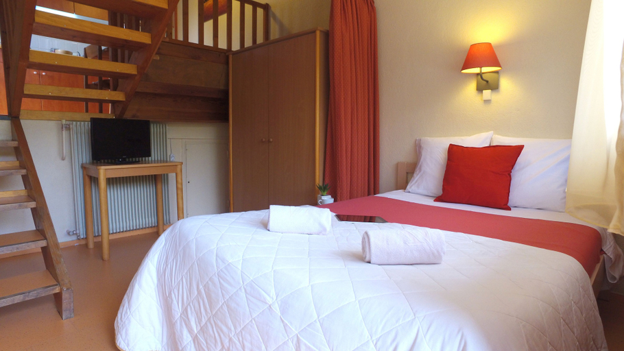 Bedroom 3, VVF Les Gorges de l'Allier, Lavoûte Chilhac, Haute-Loire