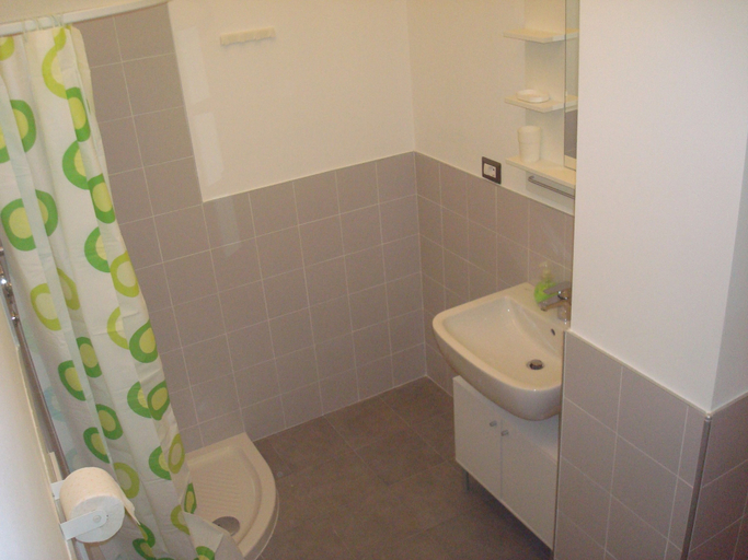 Bathroom 5, Green Bed Bergamo, Bergamo