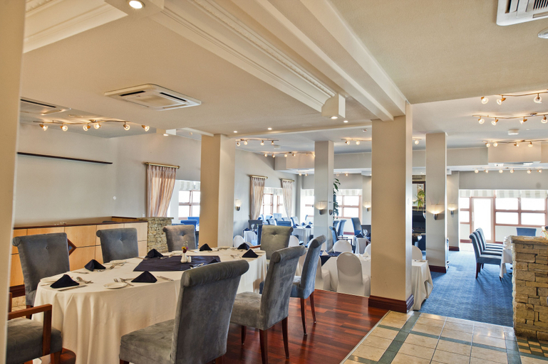 Food & Drinks 4, Protea Hotel by Marriott Walvis Bay Pelican Bay, Walvisbay Urban