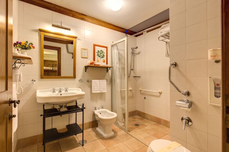 Bathroom 4, Hotel Santa Maria, Rome