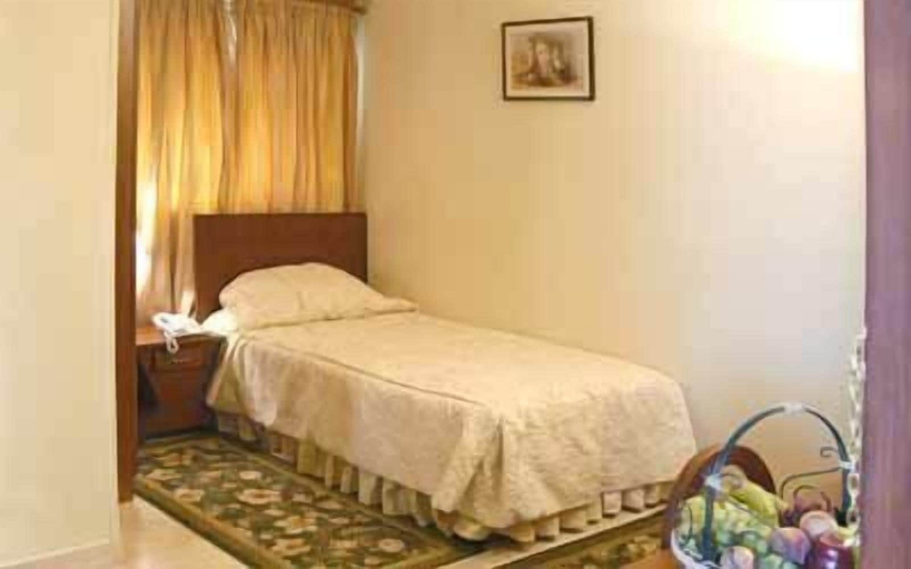 Bedroom 3, Golden Carven Hotel, Heliopolis