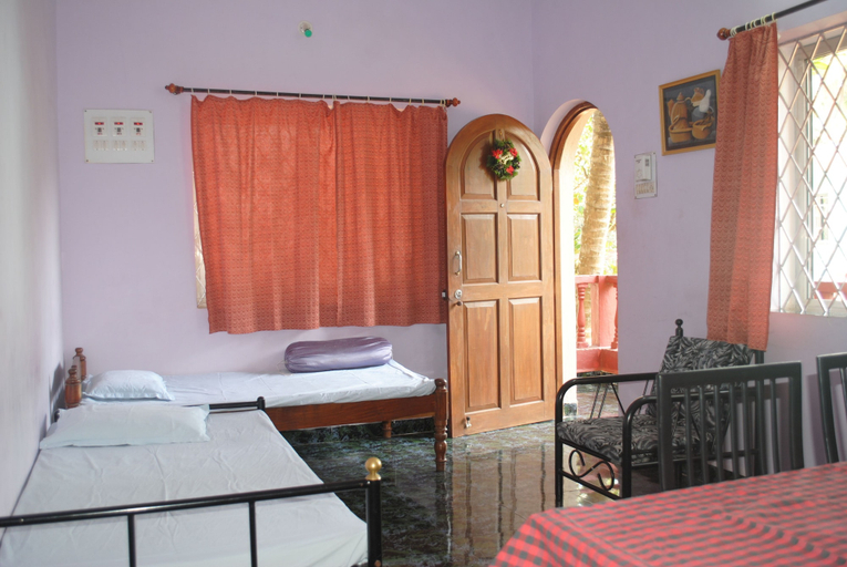 Bedroom 2, Joe and Marietta's Guesthouse, North Goa
