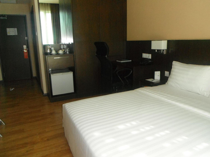 Bedroom 3, Keoja Hotel, Kuala Belait