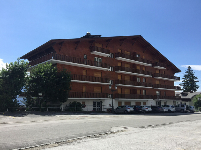 Others 5, Apartment Elysée, Sierre