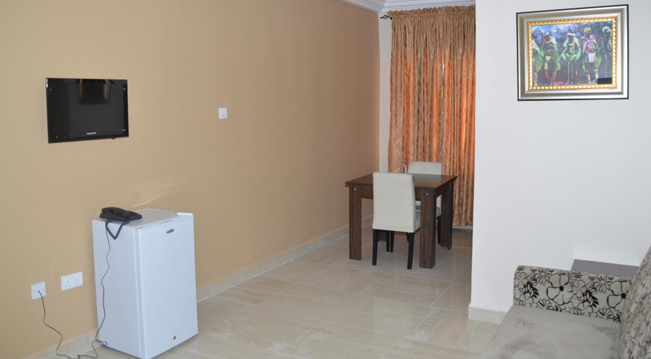 Others 5, Residency Hotel Leophine House, Dunukofia