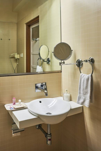 Bathroom, Astoria Hotel, Mumbai City