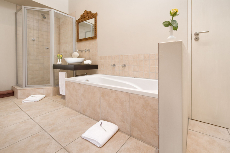 Bathroom 5, Lavender Manor Guest Lodge, Overberg