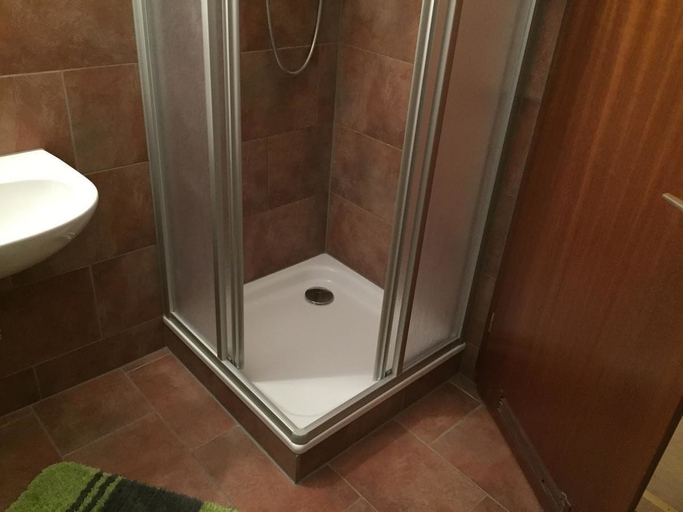 Bathroom 3, Pension Vier Tore, Mecklenburgische Seenplatte