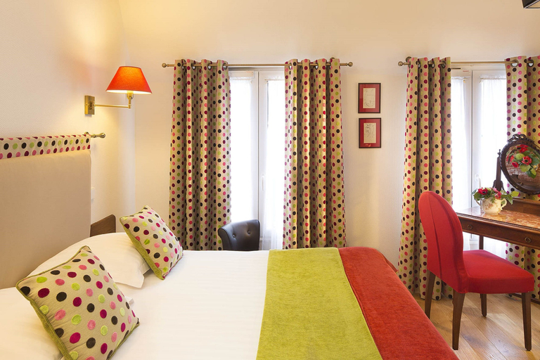 Bedroom 3, New Orient, Paris