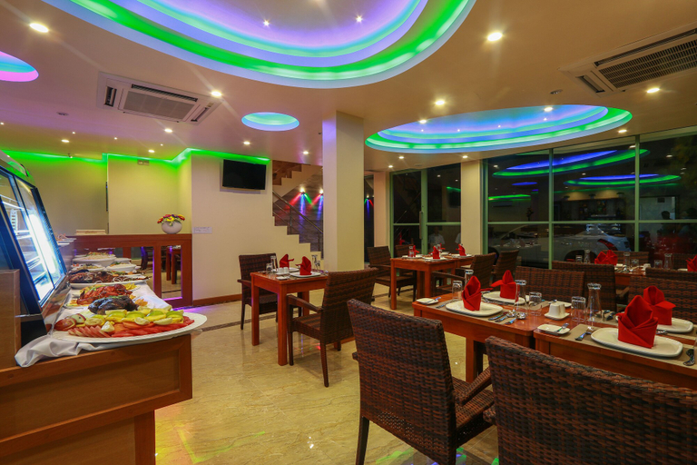 Food & Drinks 5, Season at hulhumale, Malé