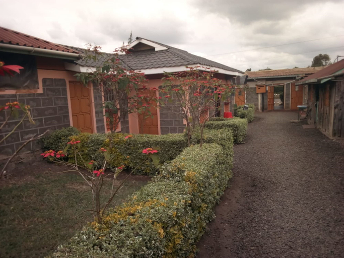 Exterior & Views 1, Honi Resort, Kieni
