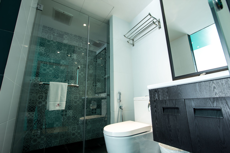 Bathroom 4, Bloommaze Boutique Hotel, Puchong