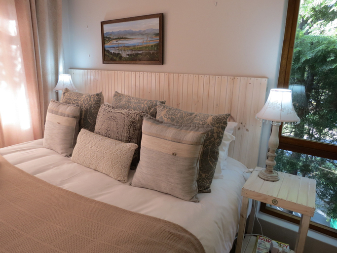Bedroom 26