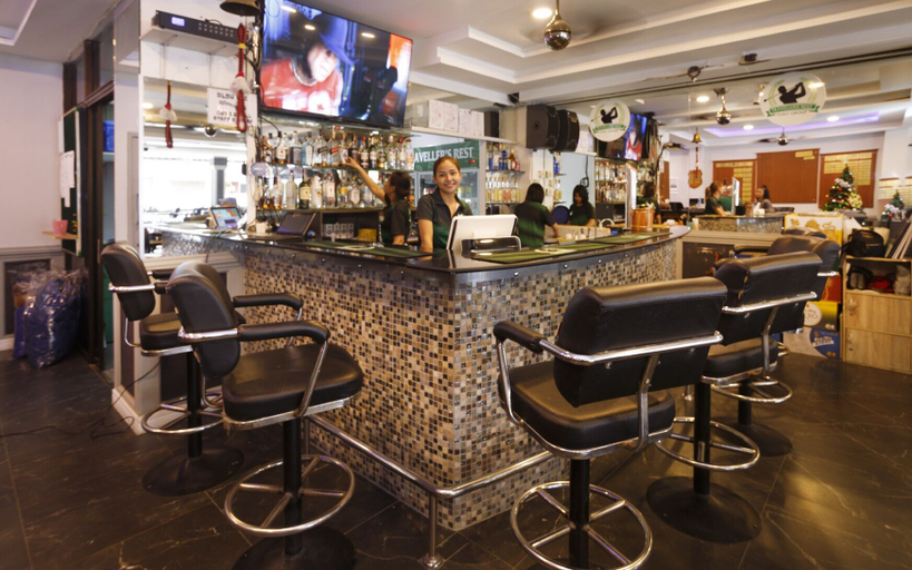 Food & Drinks 5, Travellers Rest Hotel, Pattaya