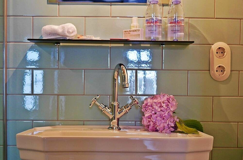 Bathroom 4, Haus Zauberflöte, Ortenaukreis