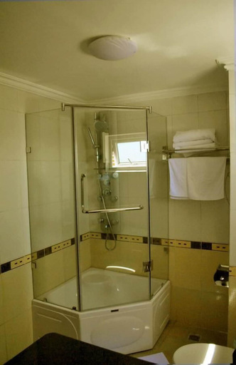 Bathroom 3, Tien Thanh Hotel, Hải Dương