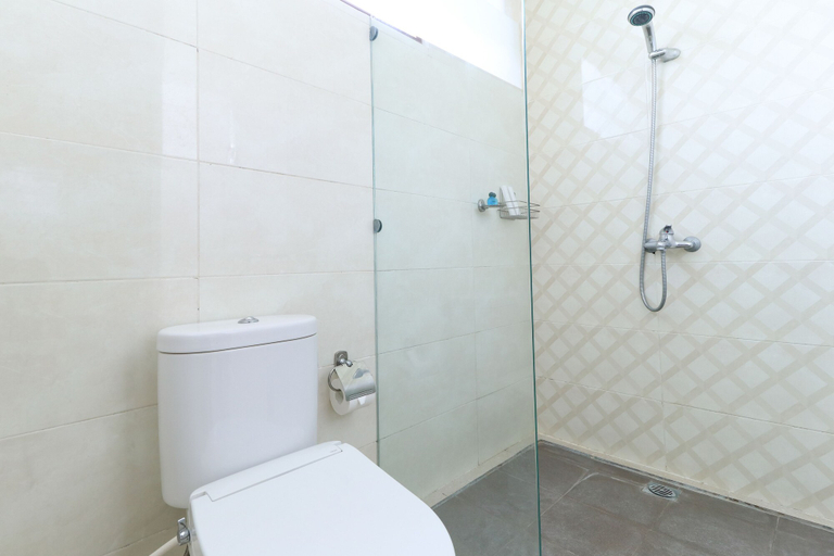 Bathroom 4, The Casa Uli Villas Jimbaran, Badung