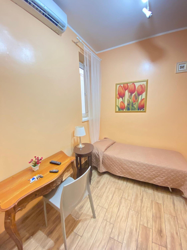 Bedroom 3, Maison Landolina, Palermo
