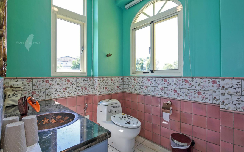 Bathroom 3, Shanti B&B, Yilan