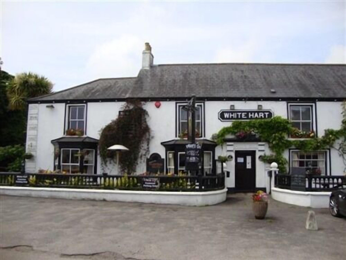 Exterior & Views 5, The White Hart, Cornwall