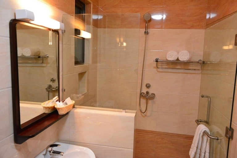 Bathroom 4, Eagle Palace Hotel, Nakuru Town East