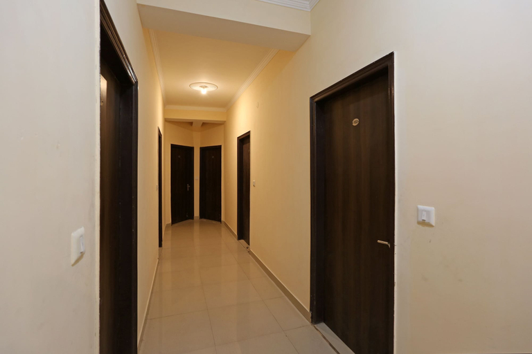 Others 5, Hotel Avalon, Delhi