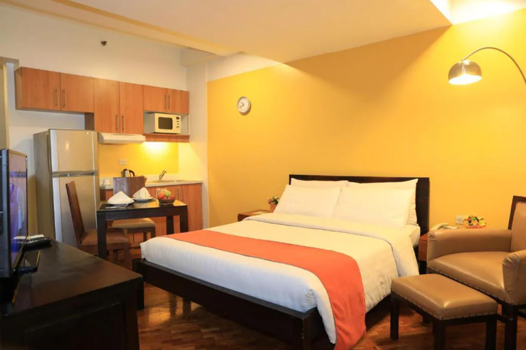 Bedroom 3, The Malayan Plaza Hotel, Pasig City