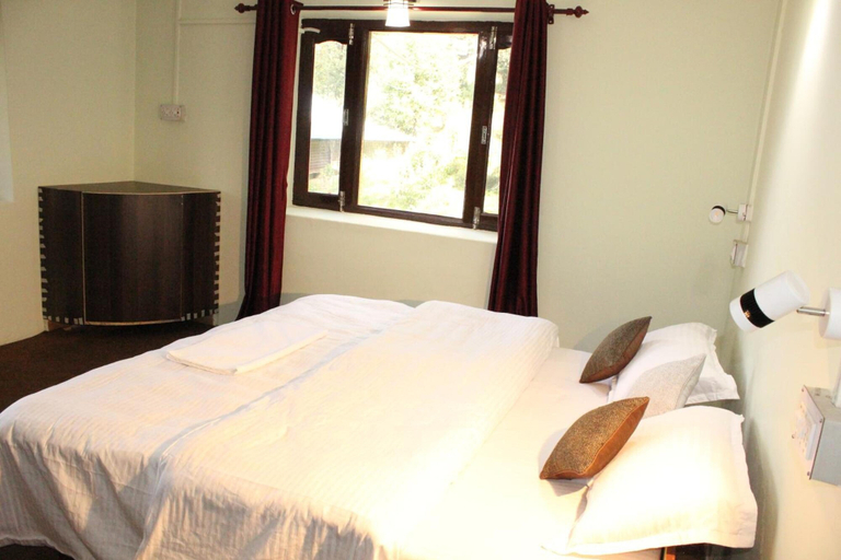 Bedroom 3, Fearless Cloud, Kangra