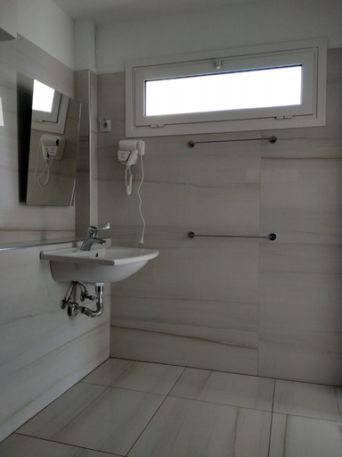 Bathroom 5, Avra Beach Hotel, Ionian Islands