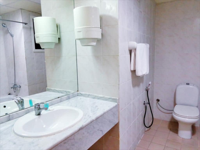Bathroom 4, Hotel Al Masa, Al Buraimi