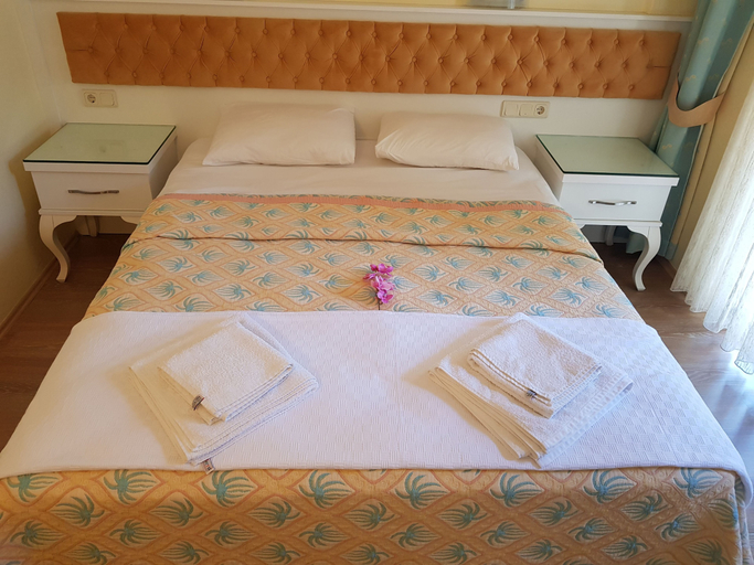 Bedroom 4, Ilkiz Beach Hotel, Fethiye