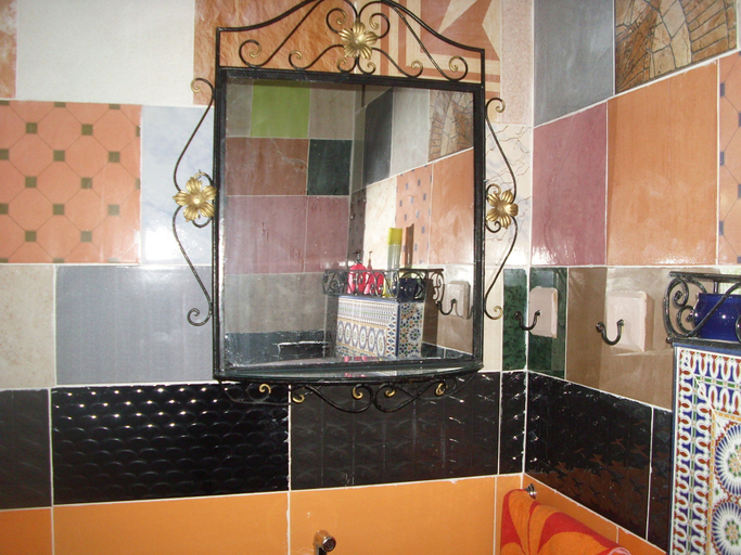 Bathroom 5, Dar Nouzha A, Fès