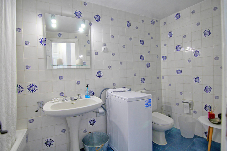 Bathroom 2, Luna Beach Studio 210, Málaga
