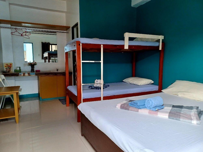 Bedroom 2, Pete's Inn, Roxas City