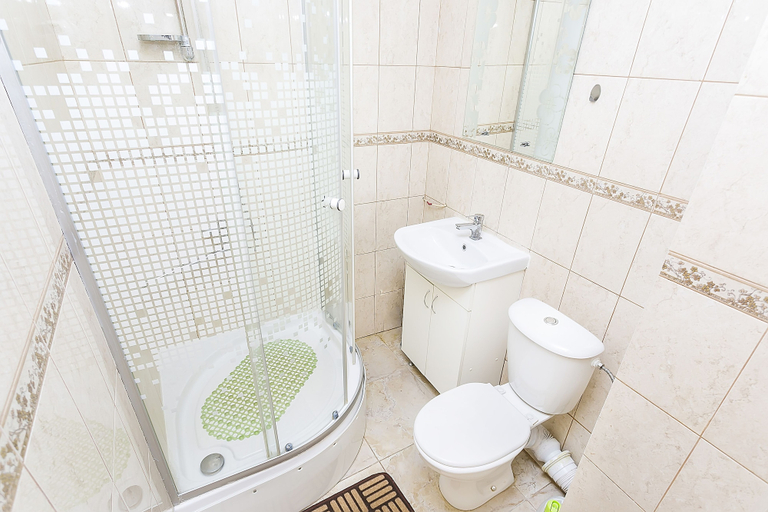 Bathroom, Apartment on Simonovskiy Val 8, Central
