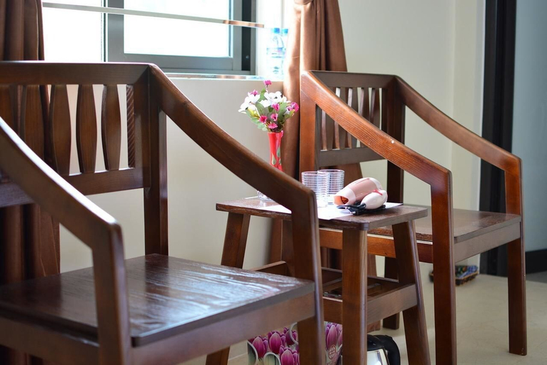 Others 4, Ben's Hotel, Mộc Châu