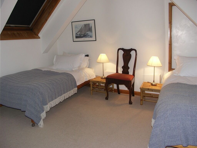 Bedroom 2, Stay at Penny's Mill, Somerset