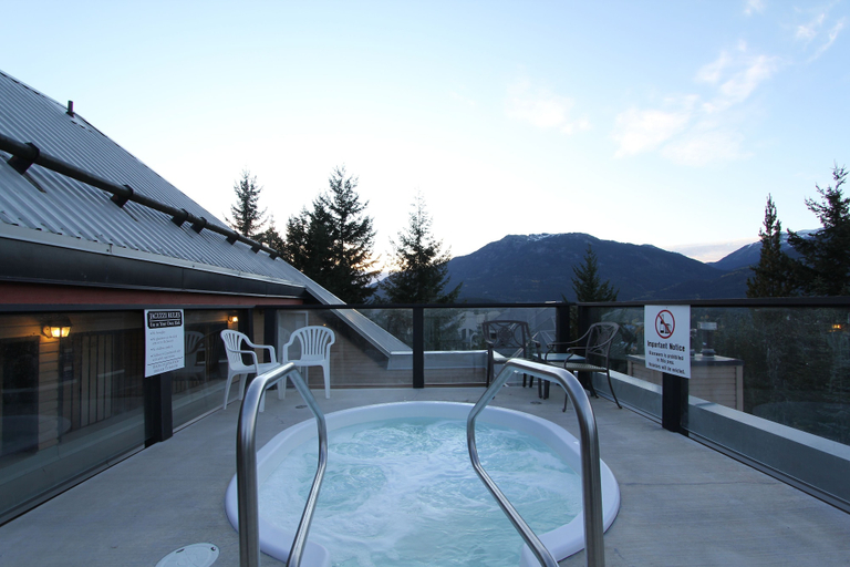 Sport & Beauty, Powderhorn Condos by Whistler Retreats, Squamish-Lillooet