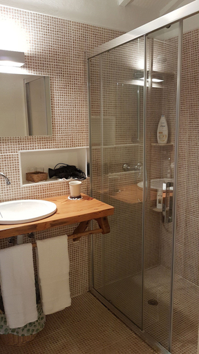 Bathroom 3, Agroturismo Biniati Des Pi, Baleares