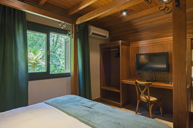 Bedroom 2, Hotel Fioreze Chalés, Gramado
