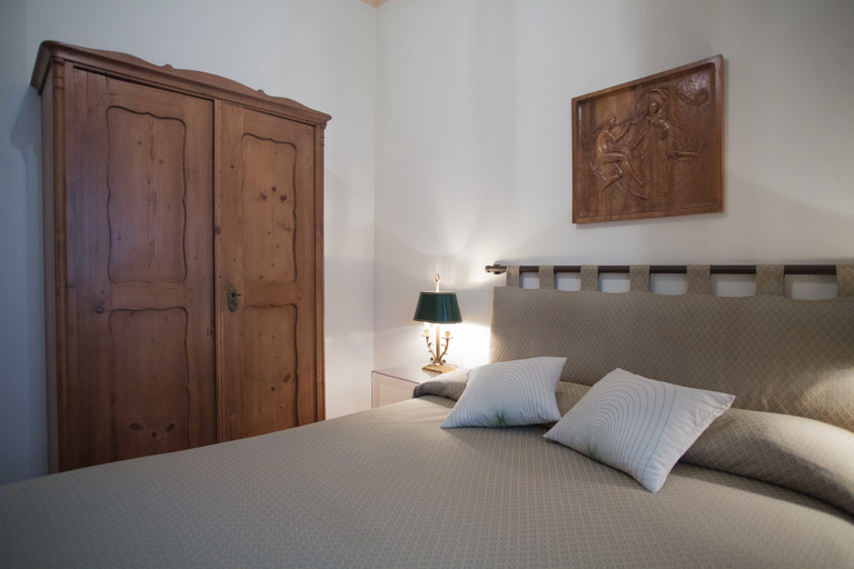 Bedroom 4, Residenza Le 6 A, Trieste
