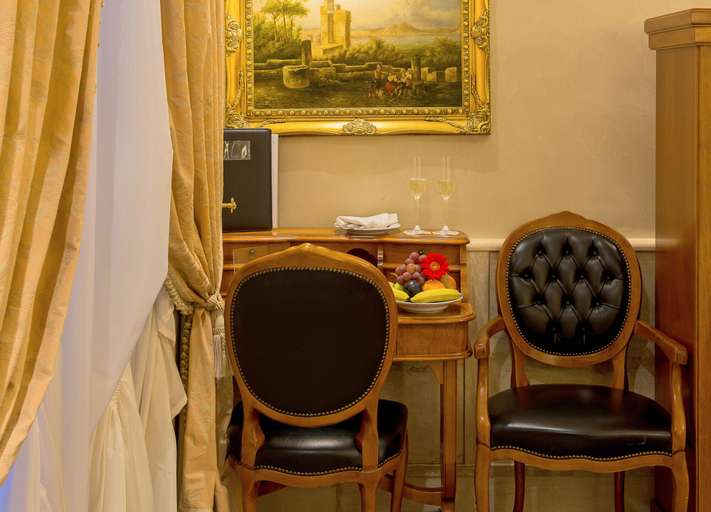 Others 4, Barocco Apartments, Rome