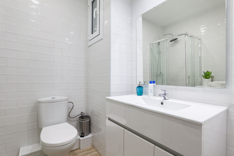 Bathroom 3, Navy Be my Guest Castelldefels, Barcelona