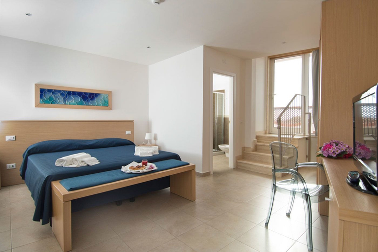 Bedroom 2, Mon Reve, Taranto