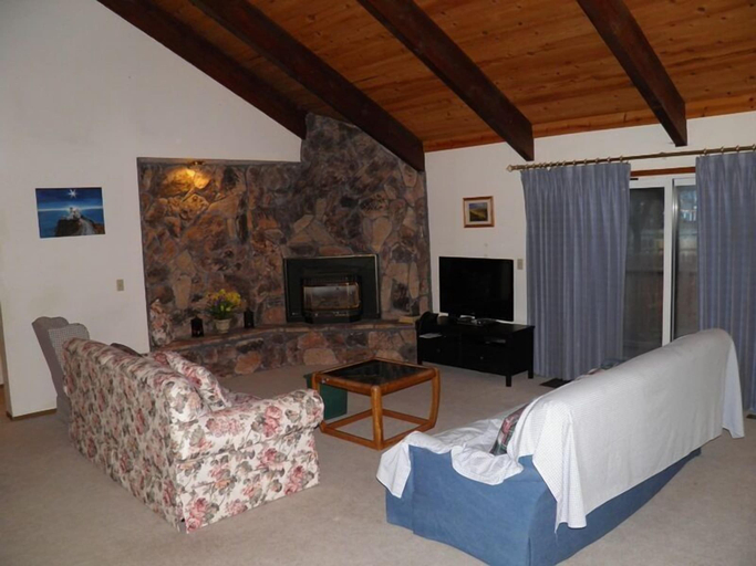 Bedroom 2, 835 Paloma Ave., El Dorado