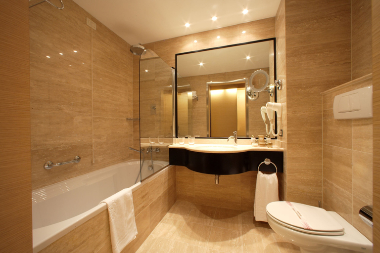 Bathroom 4, Antony Palace Hotel, Venezia