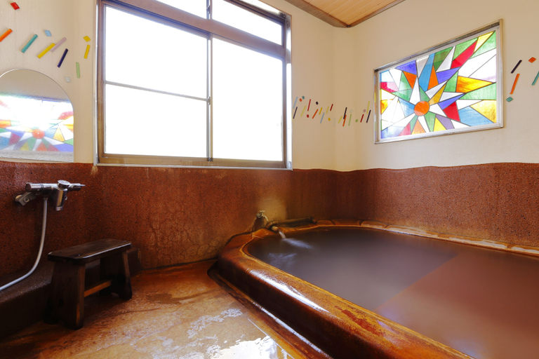 Bathroom 4, Ryoso Tsuyukusa, Takayama