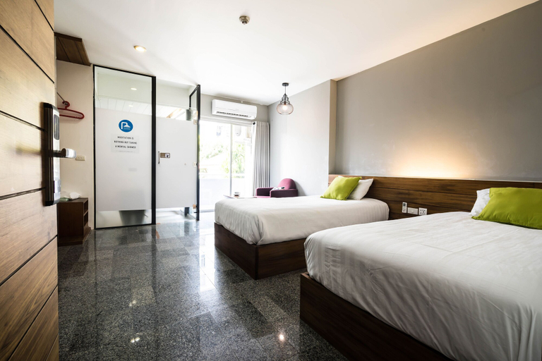 Bedroom 3, Nice Hotel Ratchada, Huai Kwang