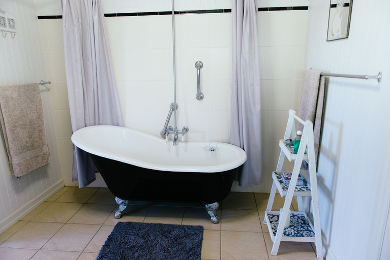 Bathroom 3, Blackwattle Farm B&B and Farm Stay, Caloundra - Rail Corridor