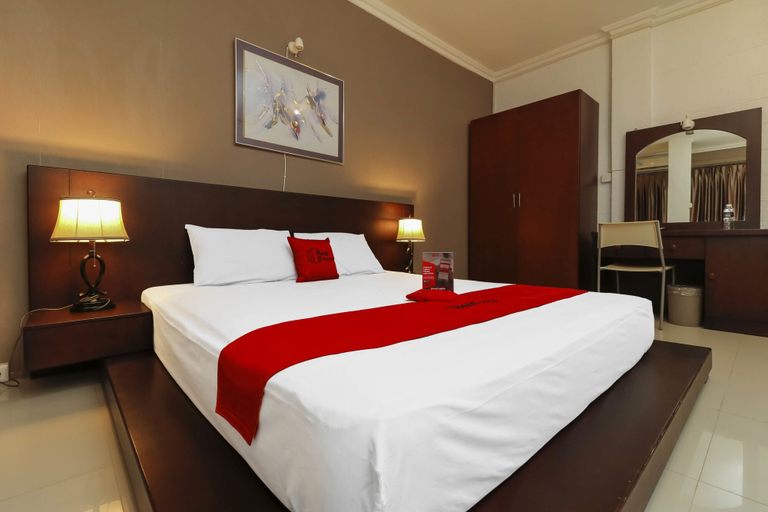 Bedroom 1, RedDoorz Plus @ Batam Center, Batam